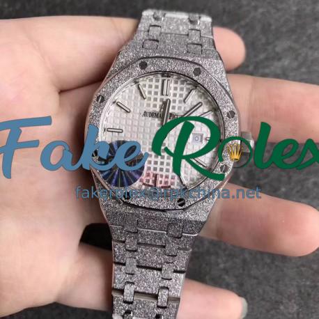 Replica Audemars Piguet Royal Oak Frosted Gold Quartz 33MM 67653 OM Stainless Steel Silver Dial Swiss 3132